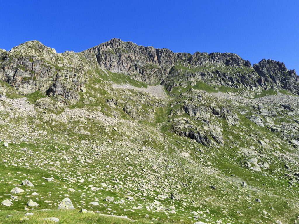 El nexo de unión entre el Pirineo de Catalunya y el de Aragón: el Tuc de Sarrahèra